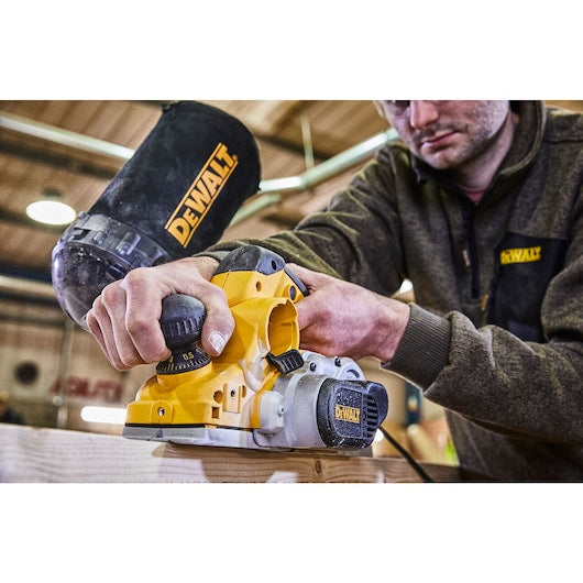 DeWalt D26500K-QS Elektriskā Ēvele 1050W - Ergostock.lv