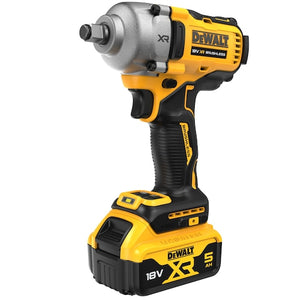 DeWalt DCF891P2T-QW Akumulatora Trieciena Uzgriežņu Atslēga 2x5Ah 18V - Ergostock.lv