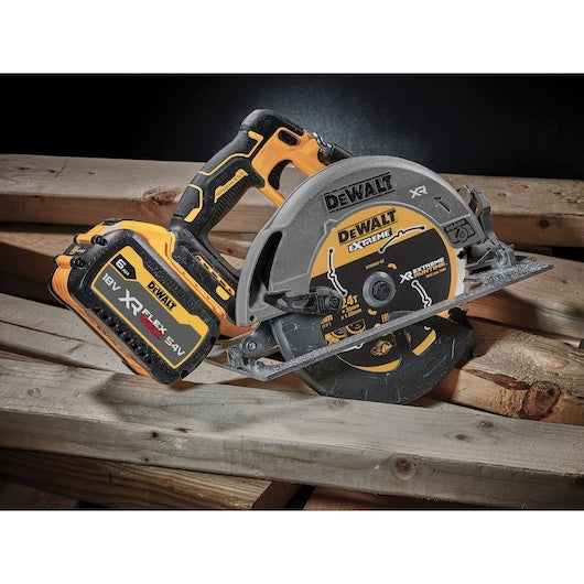 Dewalt XR Akumulatora Ripzāģis 190mm Bez Akumulatora Un Lādētāja 18V (DCS573NT-XJ) - Ergostock.lv