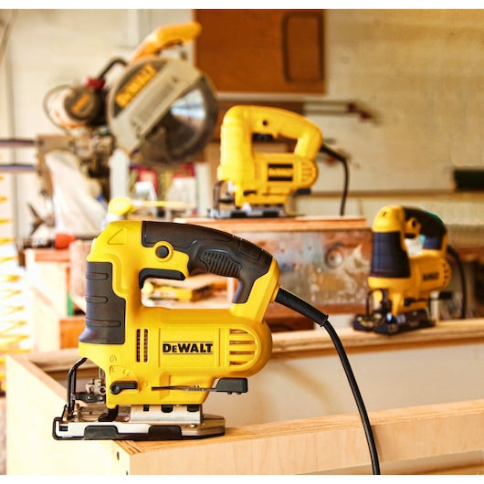 DeWalt DWE349-QS Elektriskais Figūrzāģis 650W - Ergostock.lv