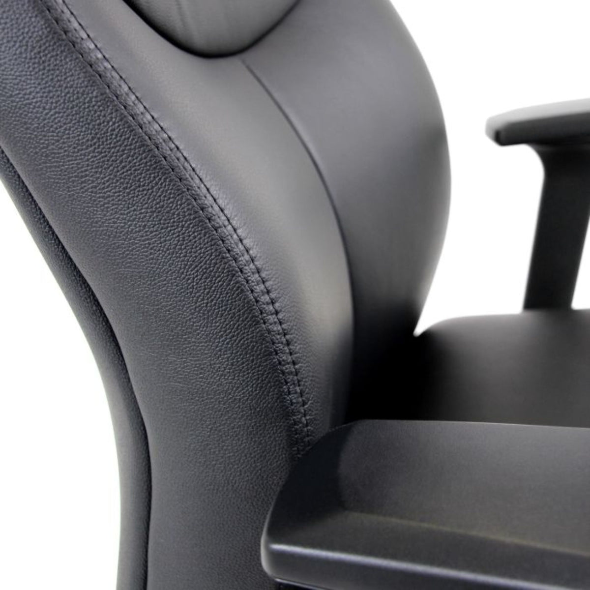 Biroja krēsls Ferrara Executive, melns (līdz 220 kg)