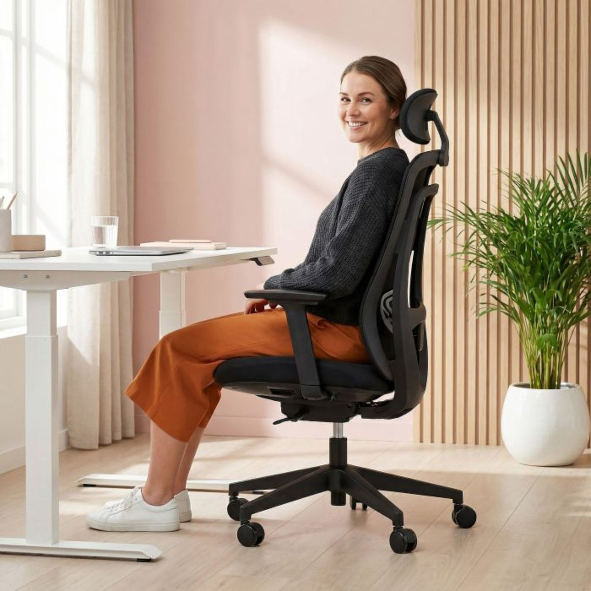 Biroja krēsls VIVADAPT GEN2, melns