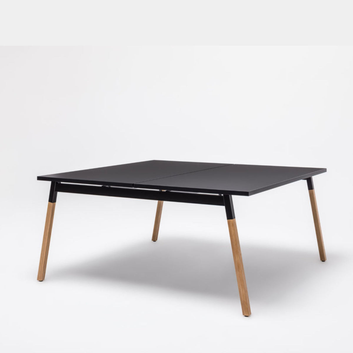 Biroja galds OGI W BENCH 2, Mdd, konfigurējams