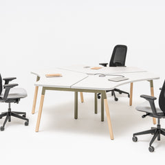 Biroja galds OGI W BENCH 3, konfigurējams