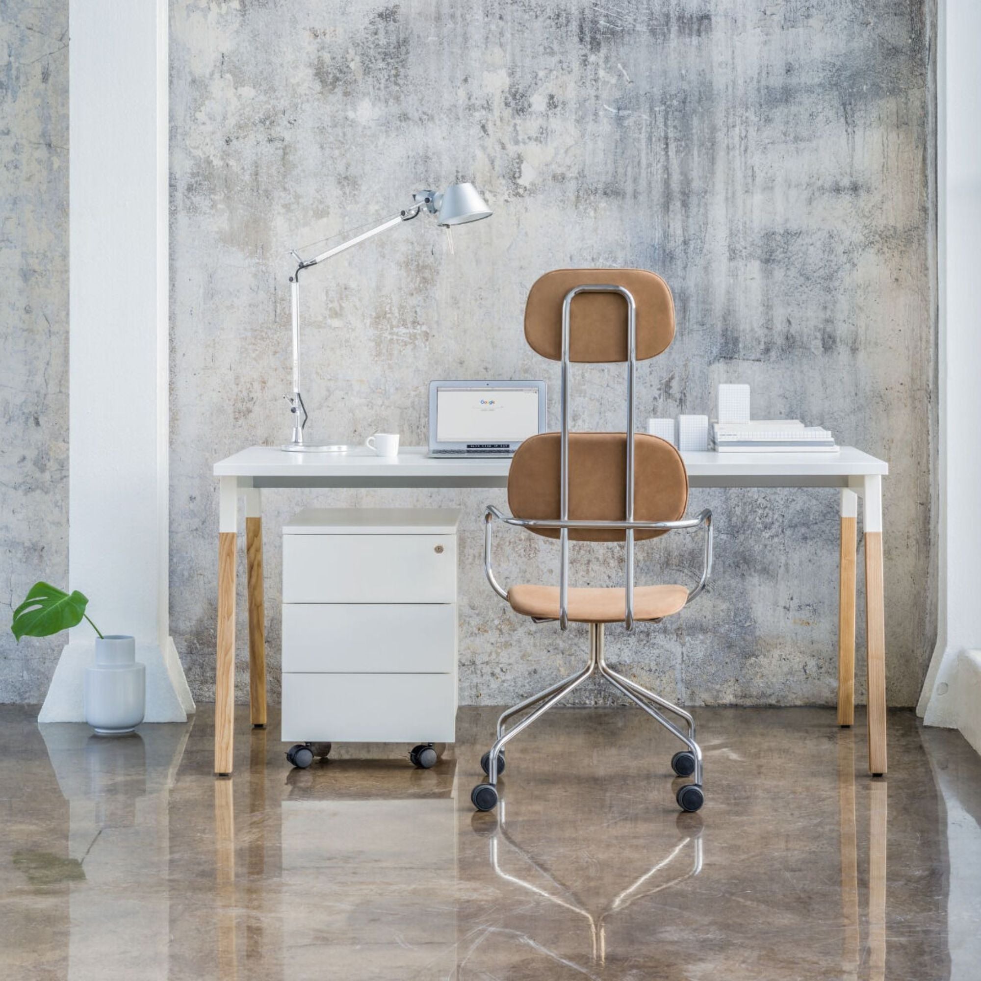 Biroja galds OGI W, konfigurējams - Ergostock.lv