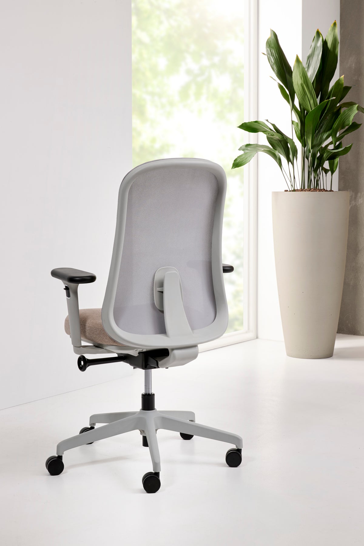 Biroja krēsls Sphere - Ergostock.lv