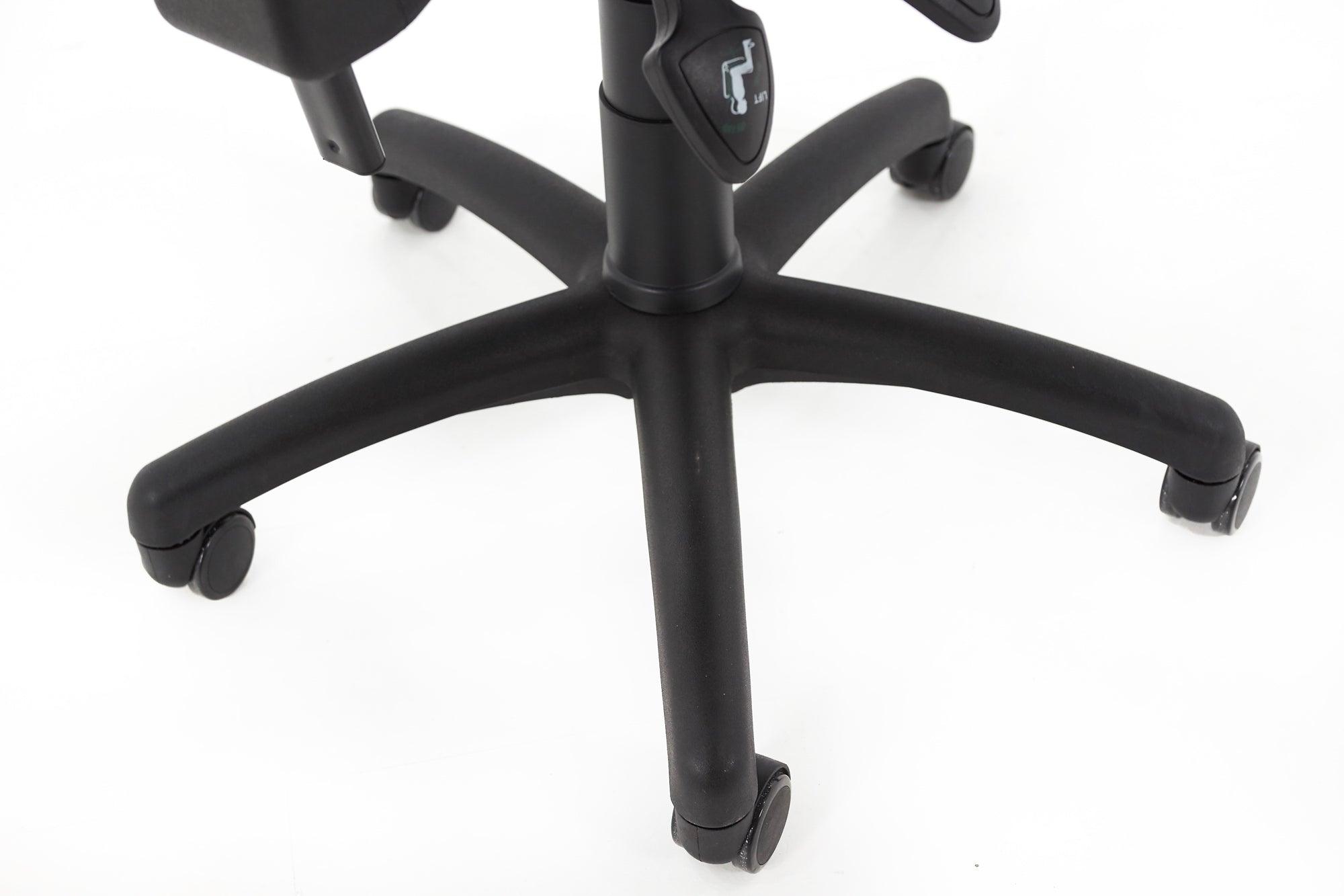 Darbnīcu krēsls LAB Black-Ergostock