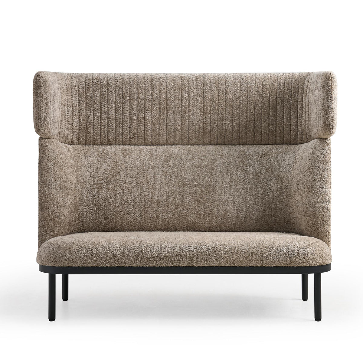 Dīvāns Caldera Duo, bēšs ar augstu atzveltni un vertikālām šuvēm, ideāli piemērots modernam interjeram - ERGOSTOCK