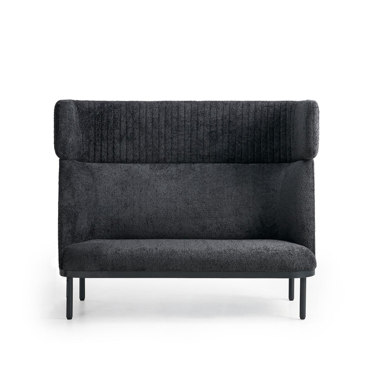 Dīvāns Caldera Duo, melns - ERGOSTOCK ar augstu atzveltni un mīkstu tekstūru, ideāli piemērots modernām atpūtas zonām un birojiem.