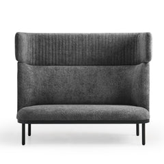 Dīvāns Caldera Duo, pelēks - ERGOSTOCK ar augstu atzveltni un mīkstu auduma apdari, ideāli piemērots biroja atpūtas zonām vai viesistabai.