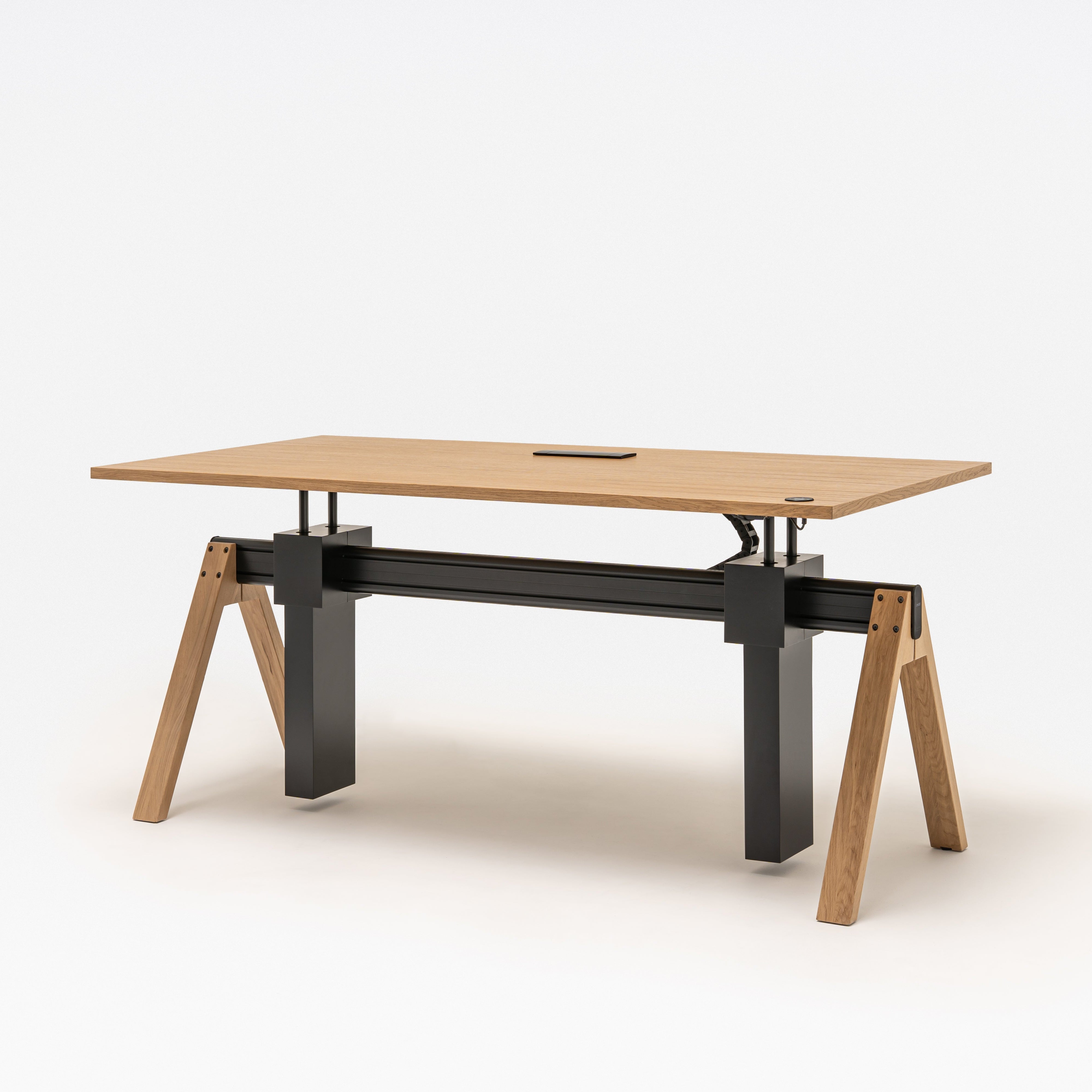 Elektriski augstumā paceļams galds VIGA, 180 cm, mdd; konfigurējams-Ergostock