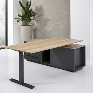Elektriski augstumā regulējama galda komplekts Executive, galds zemākajā pozīcijā