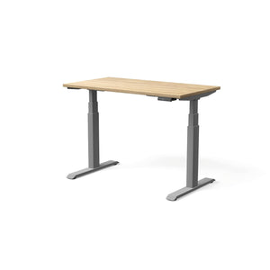 Elektriski augstumā regulējams galds MOVE PRO II, galda virsmas krāsa American oak, galda statīva tonis Sudraba, izmērs 120 x 65 cm