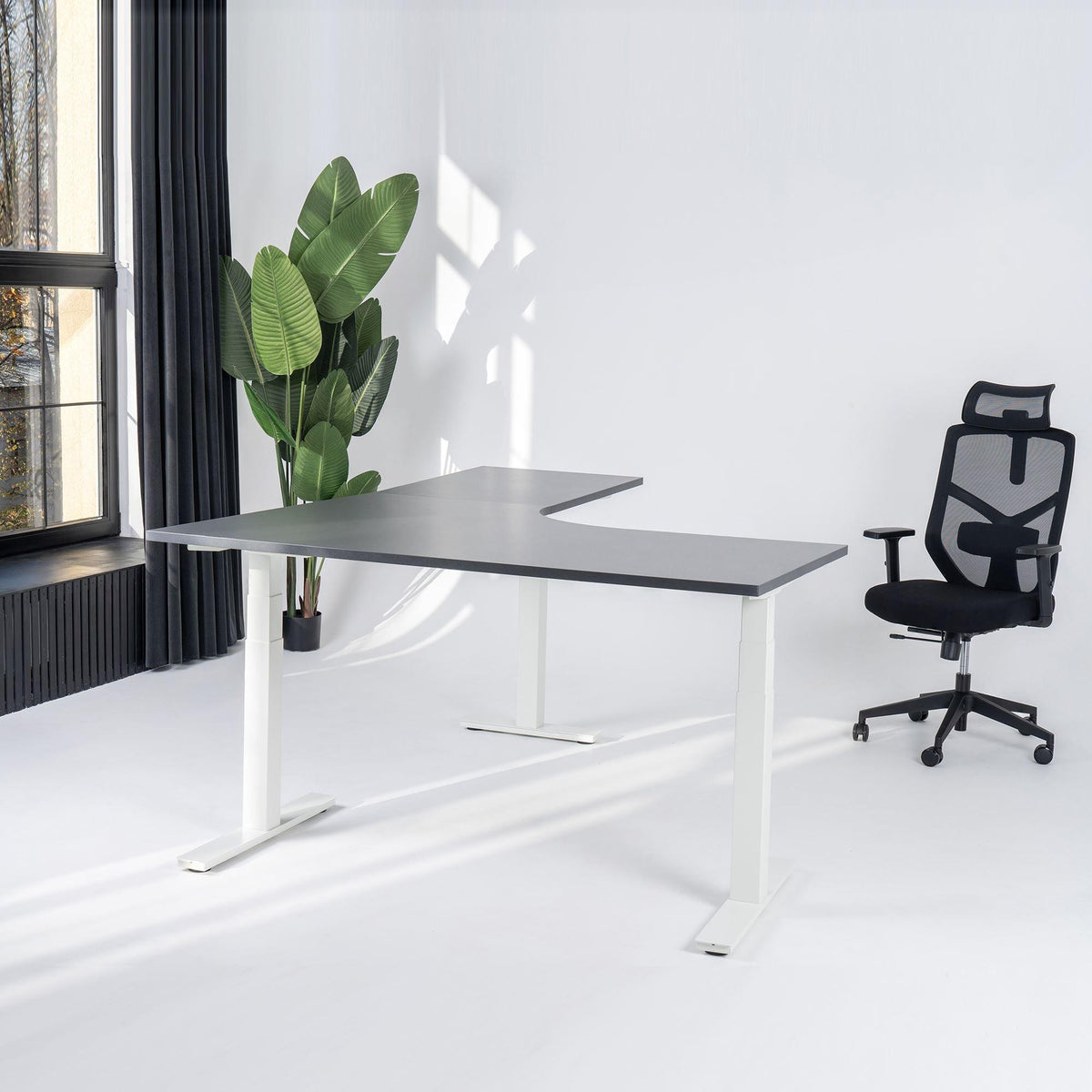 Elektriski augstumā regulējams galds Prestige Line L forma 200 cm x 120 cm