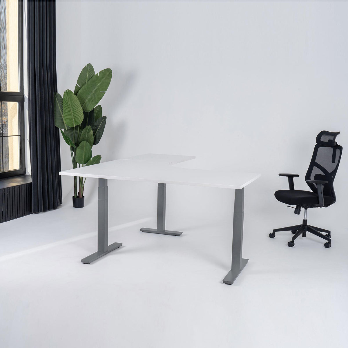 Elektriski augstumā regulējams galds Prestige Line L forma 200 cm x 120 cm