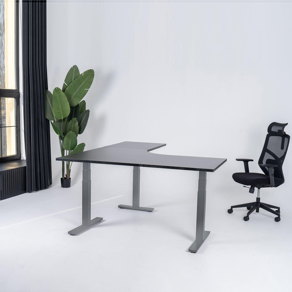 Elektriski augstumā regulējams galds Prestige Line L forma 200 cm x 120 cm