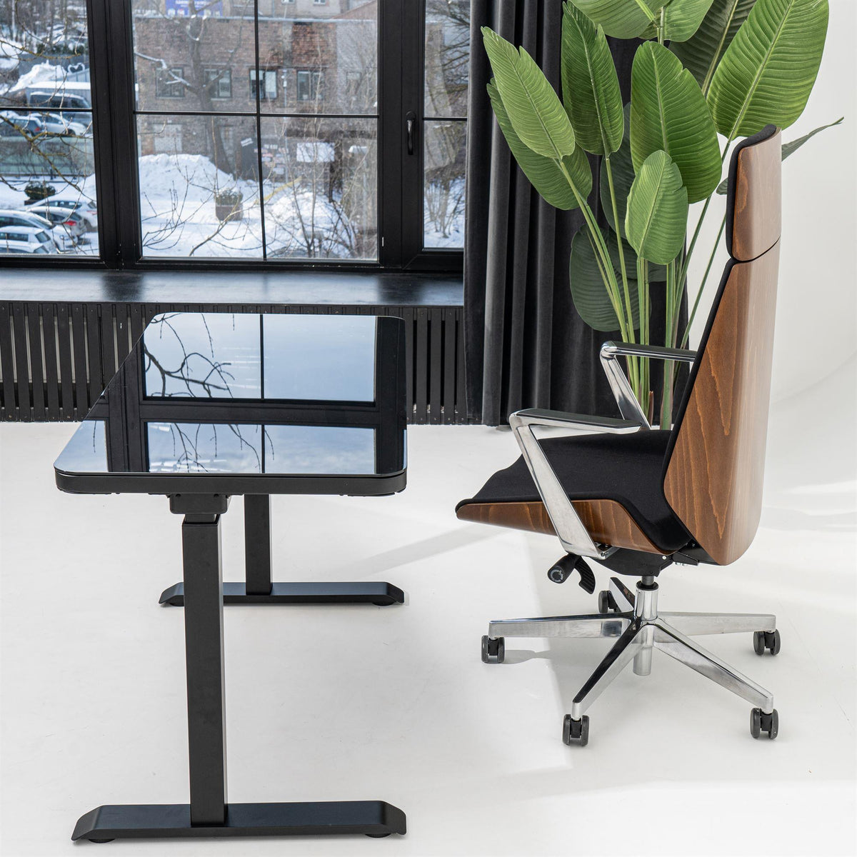 Elektriski augstumā regulējams multifunkcionāls galds Home Line-Ergostock