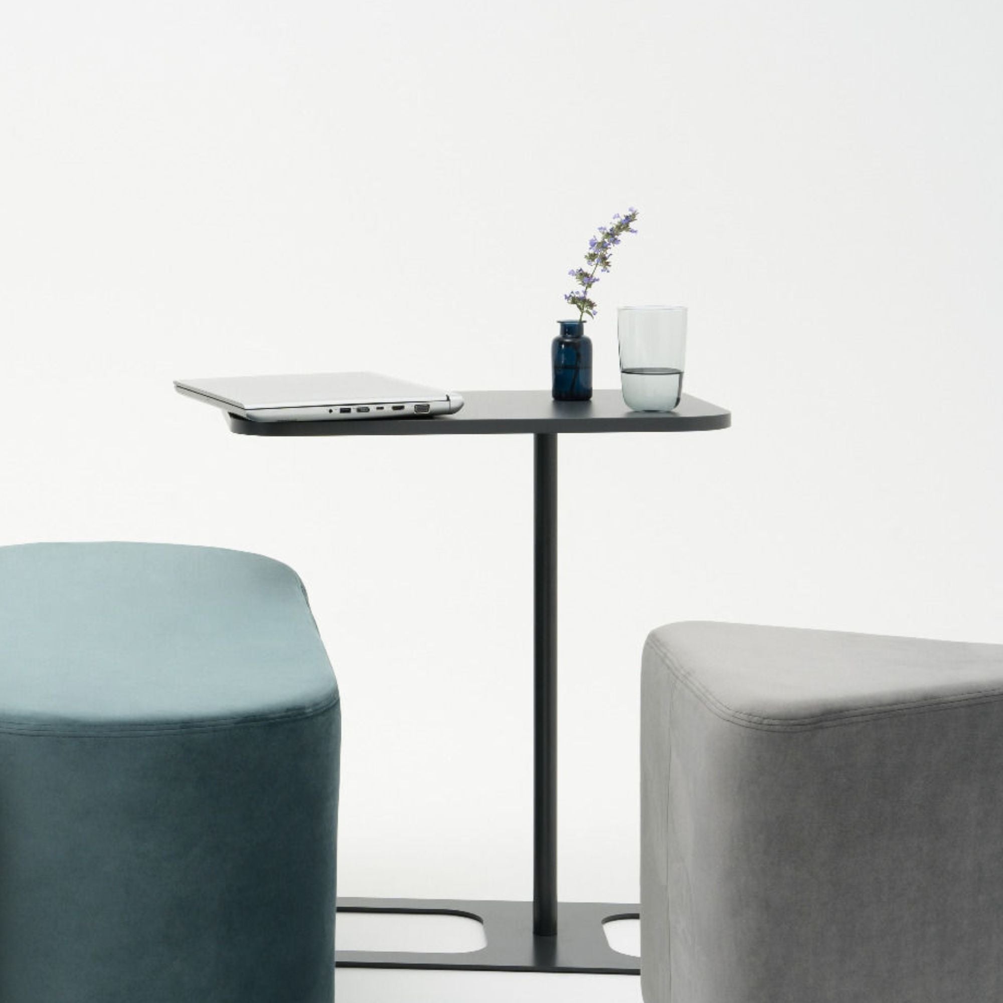 Kafijas galdiņš HAKO, 600 x 400 mm, augstums 670 mm, konfigurējams-Ergostock