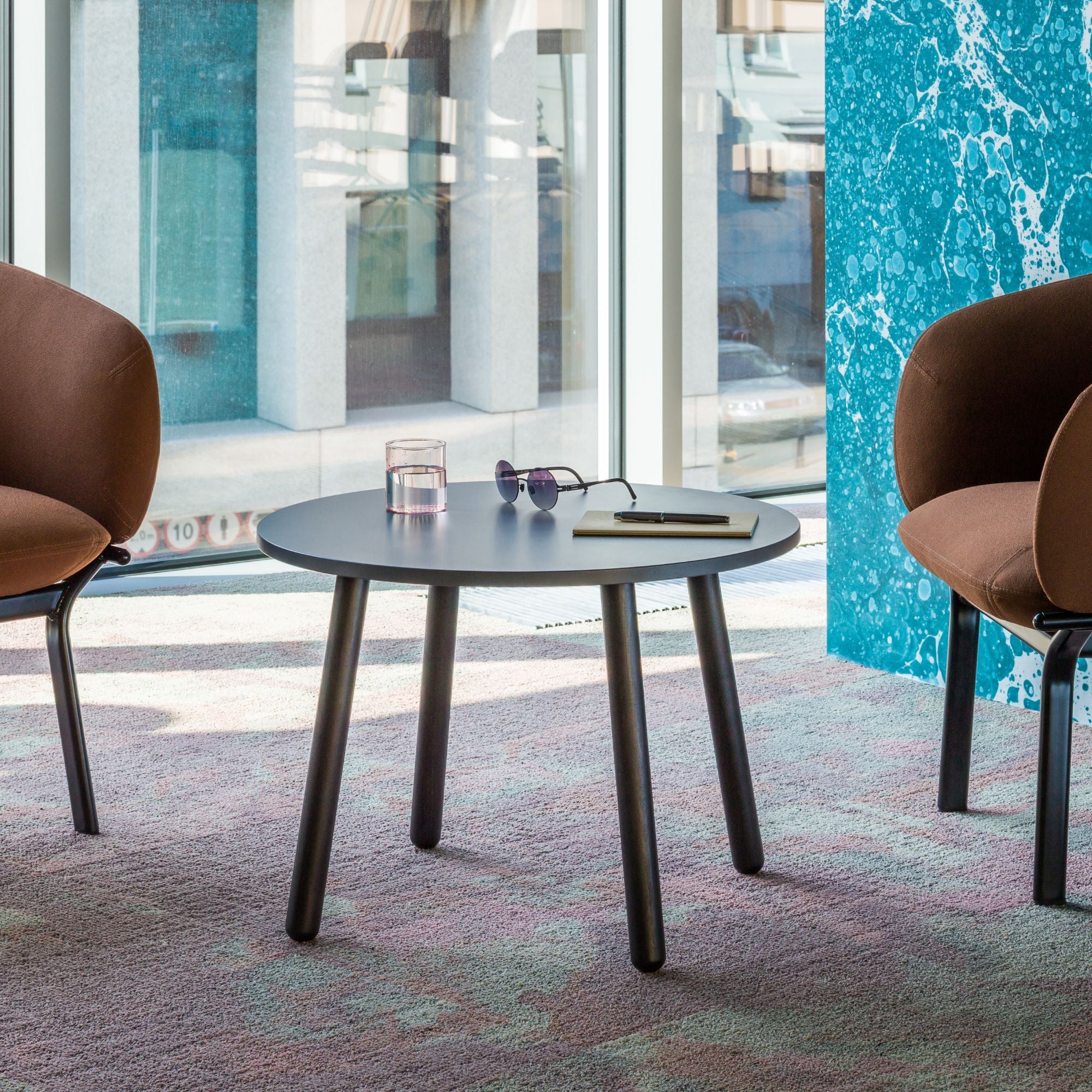 Kafijas galdiņš ULTRA, diametrs 650 mm, augstums 460 mm, konfigurējams-Ergostock