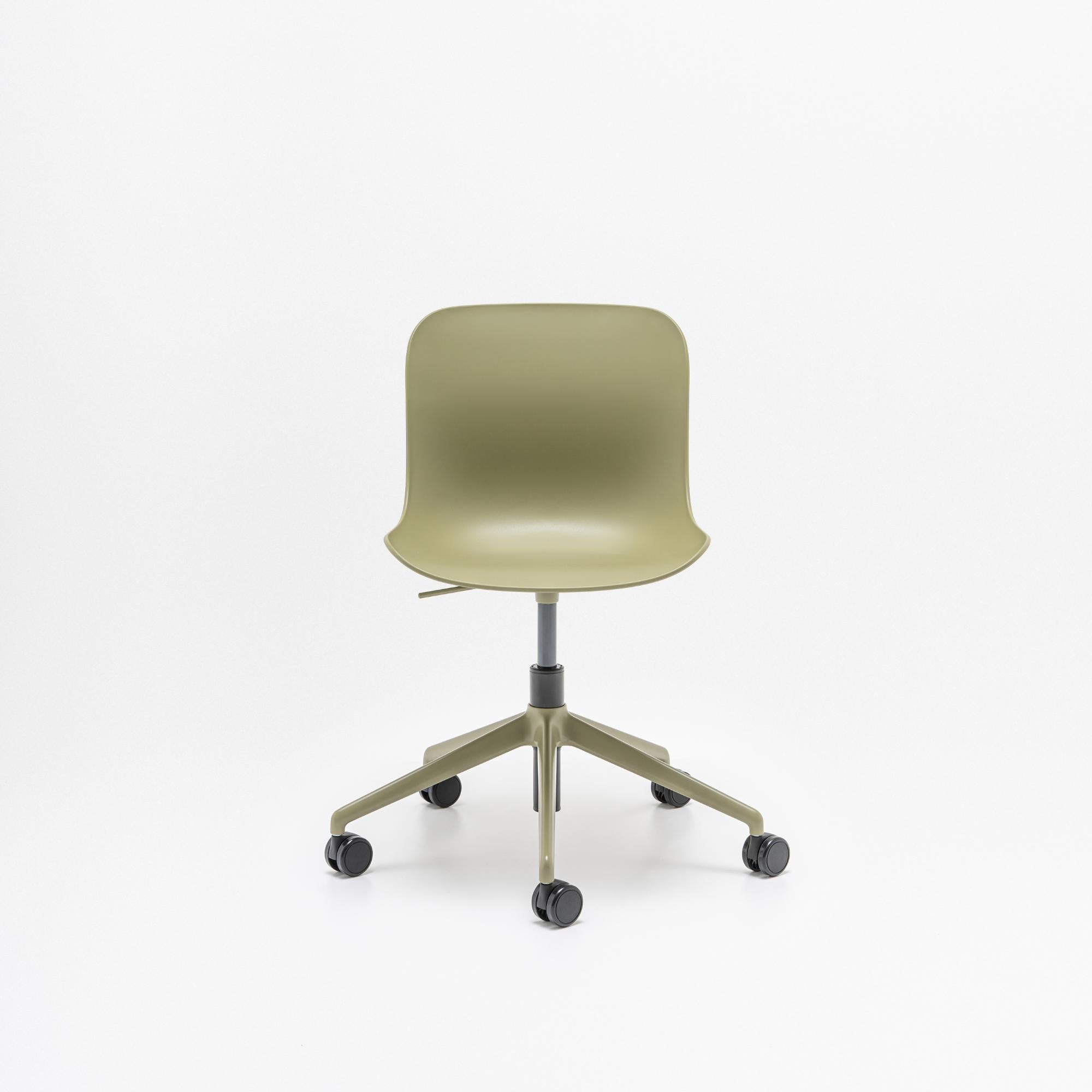 Konferenču krēsls Baltic 2 BLK1P22, konfigurējams - Ergostock.lv