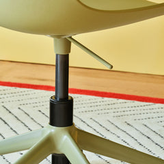 Konferenču krēsls Baltic 2 BLK1P22, konfigurējams