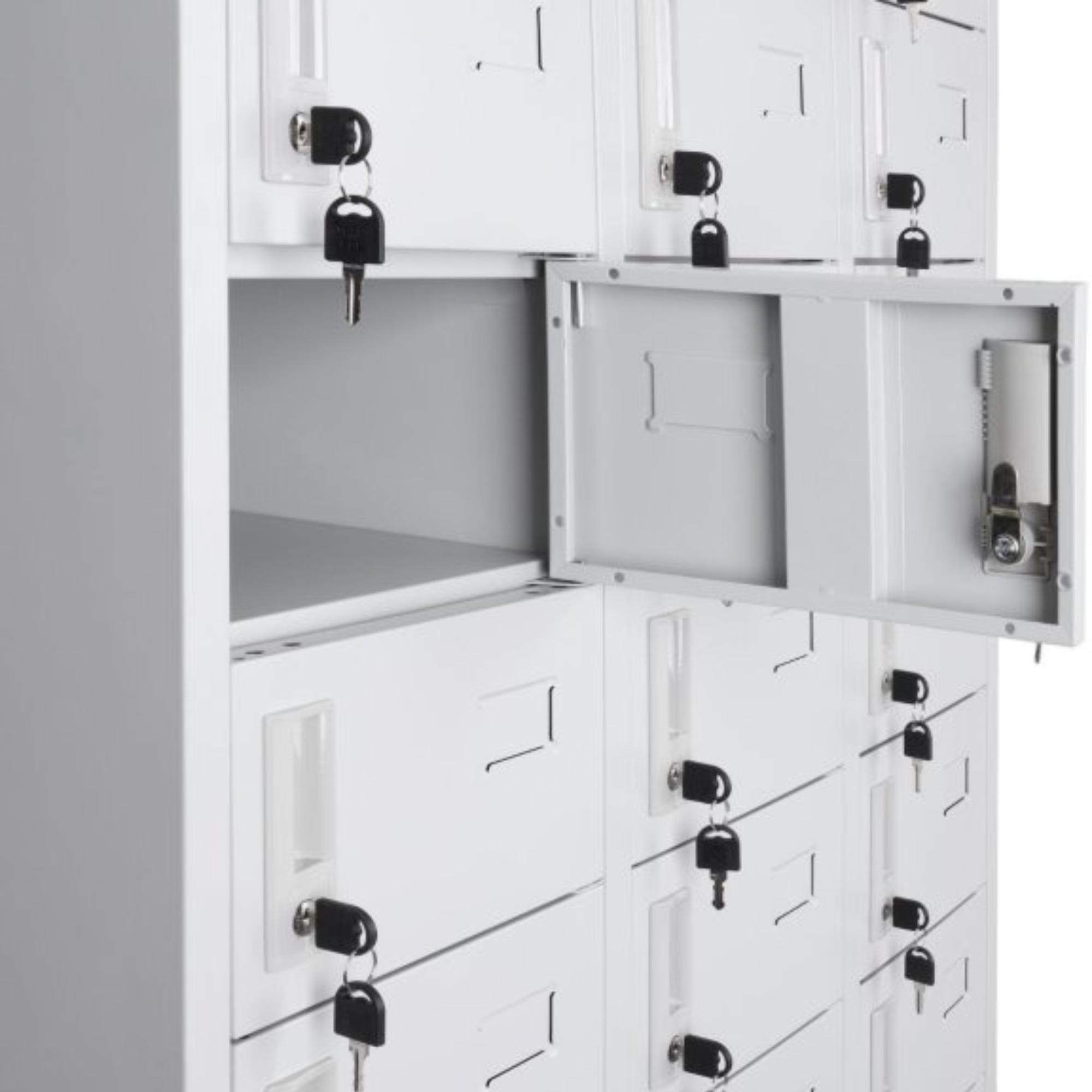 Mantu uzglabāšanas skapis Osaka, 33 nodalījumi