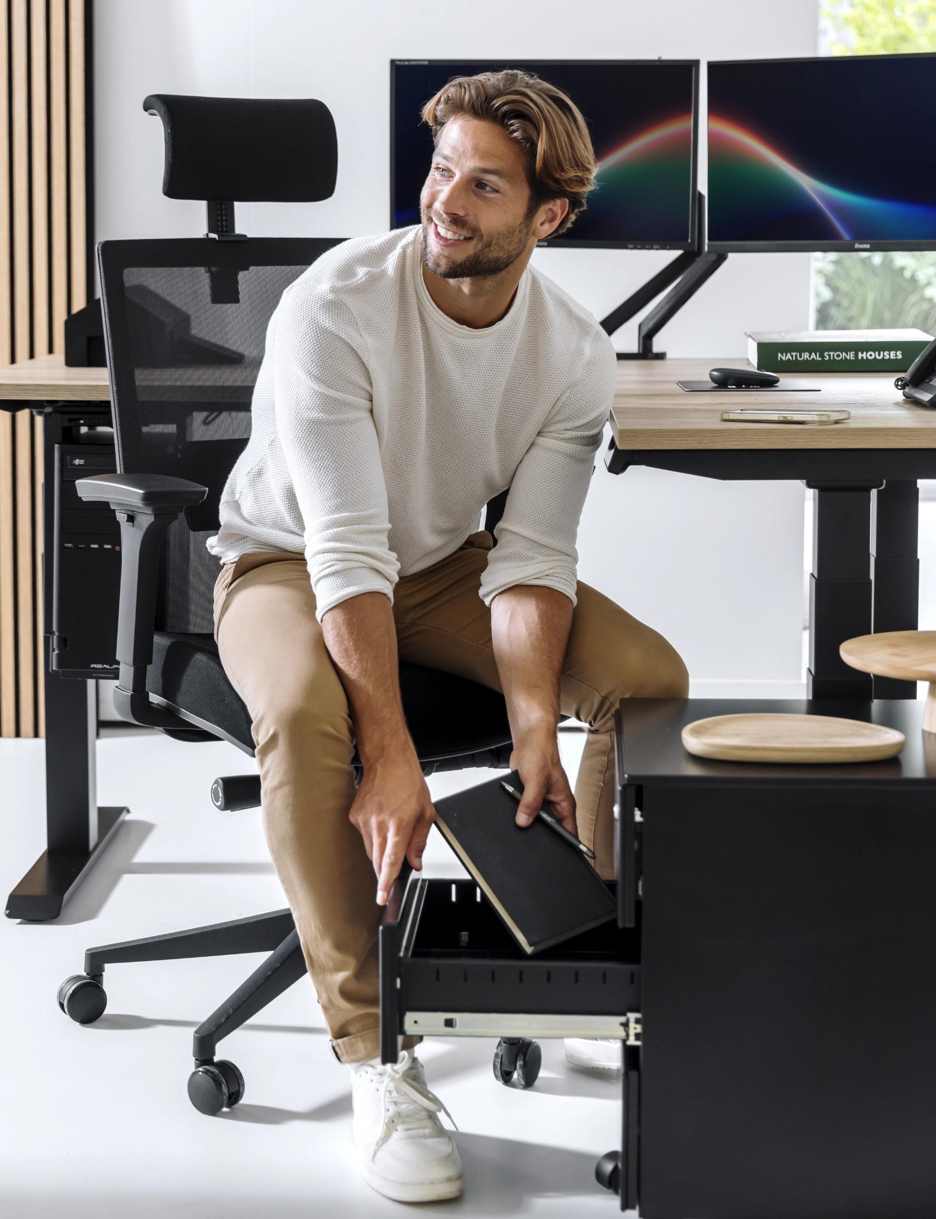 Metāla atvilktņu bloks Pro Line, slēdzams, uz ritentiņiem - Ergostock.lv