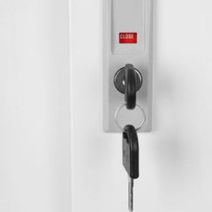 Metāla skapis ar bīdāmām durvīm Toronto