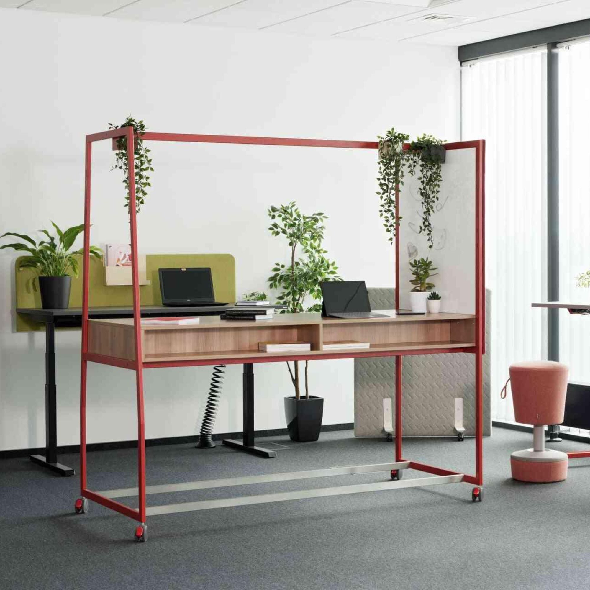 Mobilais sapulču galds Wariant Meeting Table-Ergostock