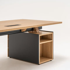 Vadītāju galds VIGA ar plauktiem, mdd; konfigurējams